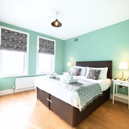 Victorian 2Br Apartment, King Beds, Fast Wifi, Near Shops, Cafes & Transport, E17 Лондон Экстерьер фото